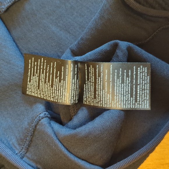 Like new Helly Hansen pull-on sweatshirt - Picture 9 of 9